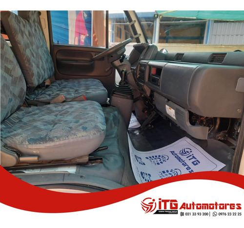 Imagen 6 de 10 de Nissan Atlas 2001