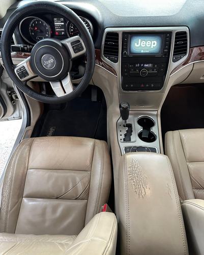 Jeep Grand Cherokee 2011