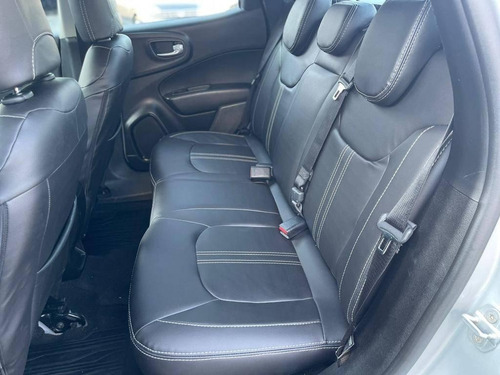 Imagem 8 de 13 de Fiat Toro Freedon 1.8 2017 Flex