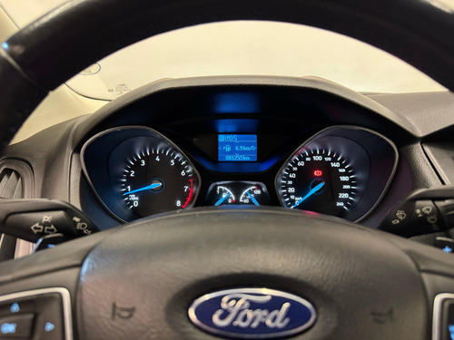 Ford Focus 2.0 SE 16V FLEX 4P POWERSHIFT