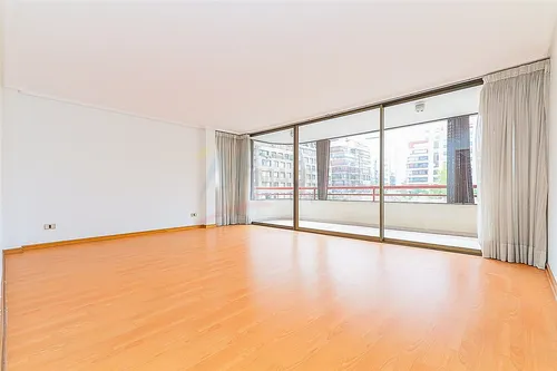 Departamento En Arriendo De 3 Dorm. En Las Condes