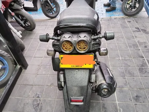Moto En Excelentes Condiciones, Accesorios De Lujos.