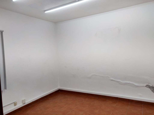 Casa En Venta Con Gran Terreno En Colonia Álamos: Ideal Para Colegios Y Vivienda