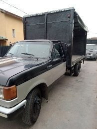 Ford F4000
