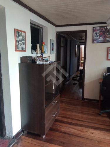 Casa En Venta De 3 Dorm. En Macul