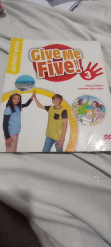 Give Me Five 3 Pupils Y Activity Book (Usado)