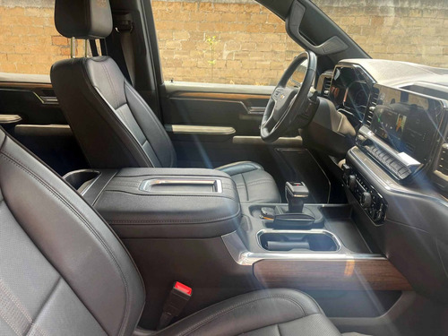 Chevrolet Cheyenne 6.2 2500 Doble Cab High Country 4x4 At
