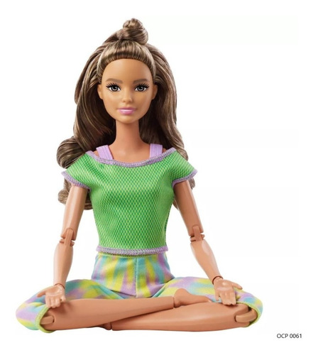 Imagem 1 de 7 de Barbie Feita Para Mexer Morena Roupa Verde Ms
