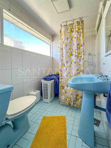 Departamento En Venta De 5 Dorm. En Concepción