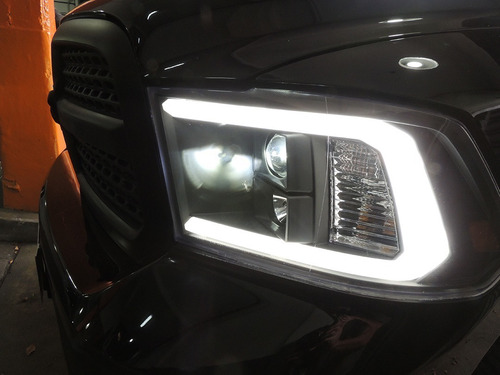 Dodge Ram 1500 Laramie 2014 4x4 5.7 N V8 4p Ab San Blas Auto