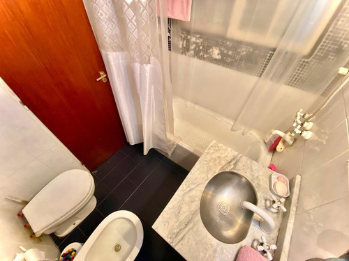 Imagen 10 de 19 de Gran Casa De 4 Dorm. 1 En Suite- Cochera-patio C/ Parrilla-terraza -monte Castro