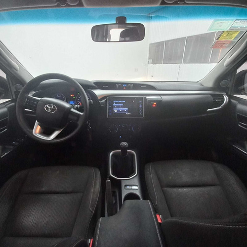 Imagen 7 de 10 de Toyota 2018 Hilux L/16 2.4 Dc 4x2 Tdi Sr