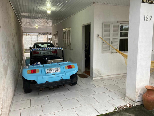 Casa De 3 Quartos, Sendo 1 Suite E 2 Quartos C Banheiro
