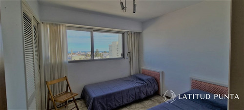 Imagen 9 de 22 de Apartamento Con Vista Al Puerto