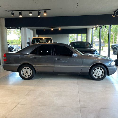 Mercedes-benz Clase C 2.2 C220 Elegance
