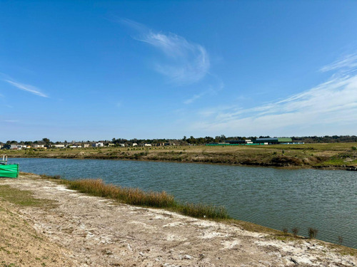Lote Al Agua En Venta 731m² Noroeste - Barrio Riberas