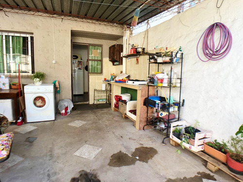 Colonia- Venta Apartamento De 2 Dormitorios En Complejo