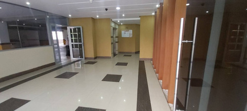Imagen 21 de 22 de Penthouse Urb. La Trigaleña Valencia 0412-4860923.