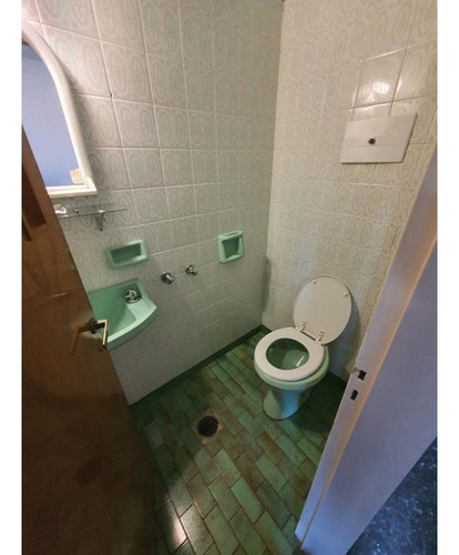Venta, Departamento 4 Dormitorios Con Quincho Privado.