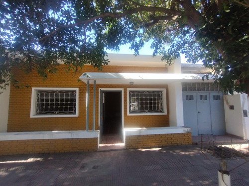 Casa En Venta - Talleres Este