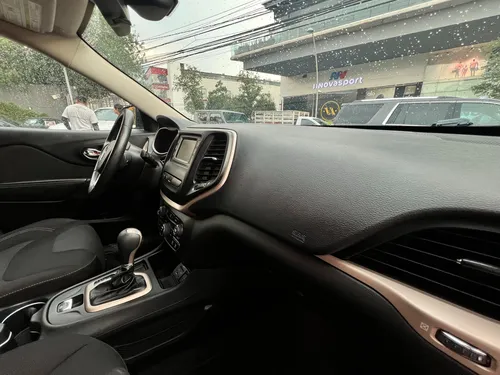 Jeep Cherokee Latitude