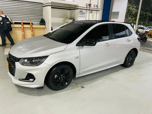 Chevrolet Onix 1.0T Rs Mt