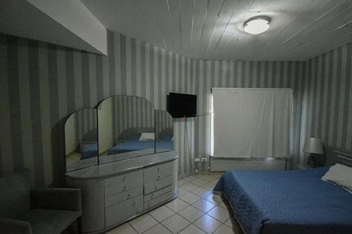 Casa Spa De 6 Dormitorios Y 6 Baños A Mts Del Mar