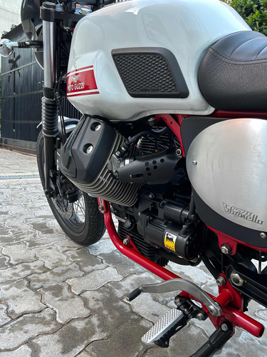 Imagen 14 de 25 de Moto Guzzi Stornello V7