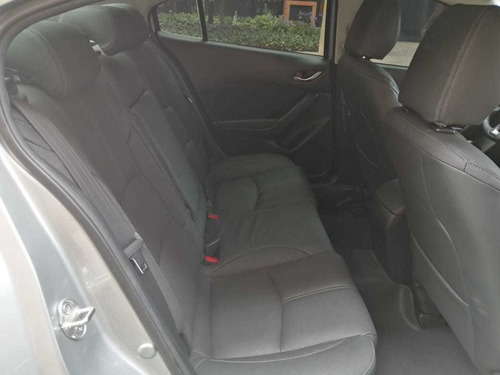 Mazda 3 Touring 2.0 Automático 2020 Gris