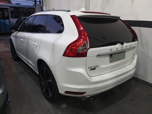 Imagem 3 de 10 de Volvo Xc60 2015 3.0 T6 R-design 5p