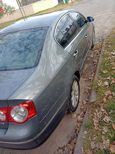Imagen 4 de 10 de Volkswagen Passat 2006 2.0 I Luxury