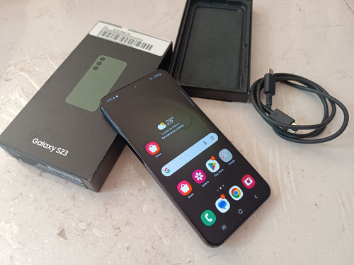 Teléfono Celular Samsung S23 De Color Negro, 8 Y 256gb, Caja Negro (Usado)