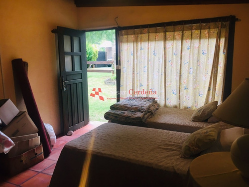 Excelente Casa En Venta - Zona Residencial De Colegios- Ref: 1366