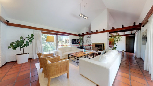 Barrio Golf Venta De Casa 4 Dormitorios- Ref: 2580