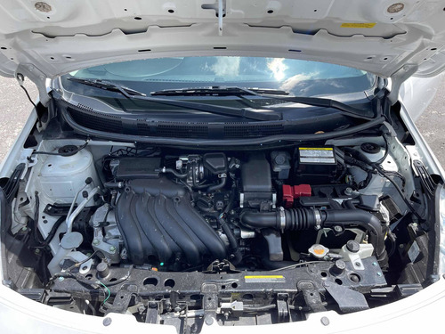 Imagen 13 de 15 de Nissan Versa 1.6 Advance Mt 2019