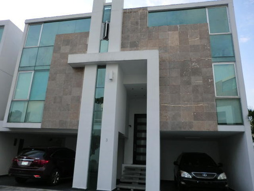 Venta De Casa De 519 M2 En Ph Bianco Loft, Altos Del Golf 22-713