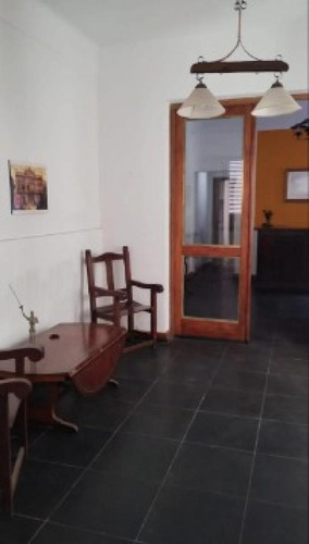 Casa En Venta - 3 Dormitorios 2 Baños - Azul