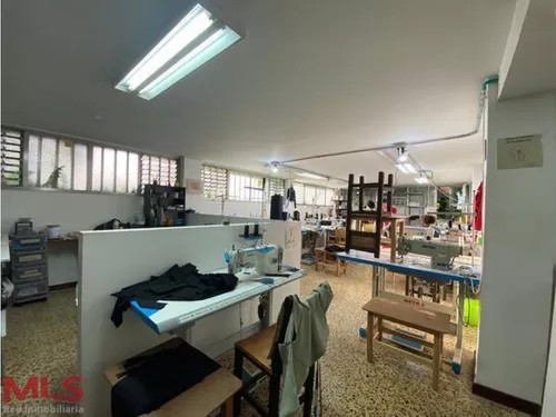 Local O Apartaestudio Cerca De La Estación Flores...(mls#240647)