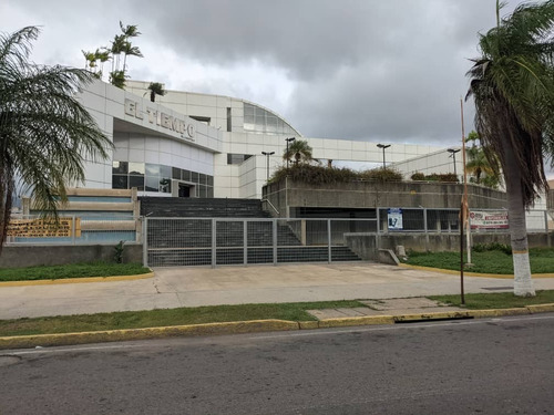 Imagen 11 de 21 de En Moderno Edificio Av. Municipal Puerto La Cruz, Alquilo Oficinas Equipadas De Distintos Metrajes