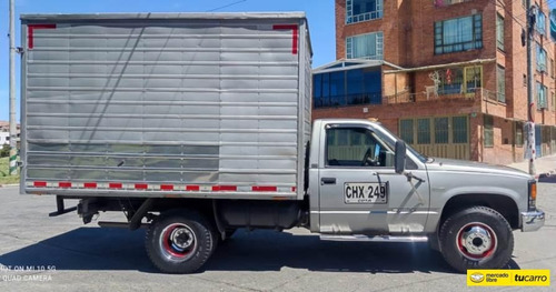 Furgon Chevrolet Cheyenne 3.500