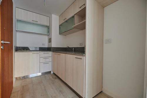 Imagen 11 de 17 de Venta Monoambiente Con Balcon Apto Profesional - Barracas