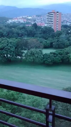 Se Vende Apartaestudio En Ciudad Jardin Cali Colombia