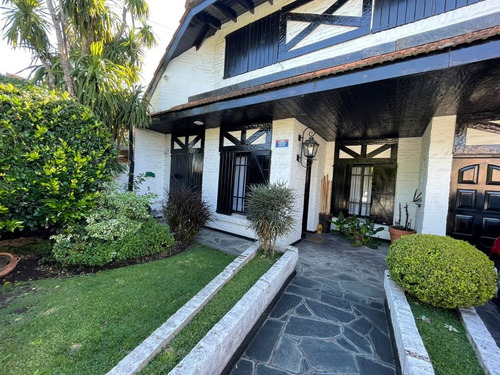 Imagen 3 de 26 de Casa En Venta Con Parque San Antonio De Padua