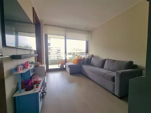Departamento En Venta De 3 Dorm. En Lo Barnechea 2 Estac.