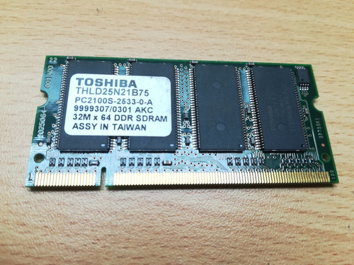 Memoria Ram Toshiba 256mb Ddr 2100 (Usado)