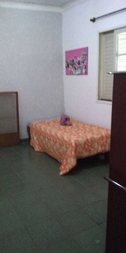 Imagem 7 de 11 de Casa À Venda