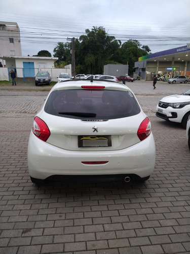 Imagem 8 de 8 de Peugeot 208 Griffe 2014