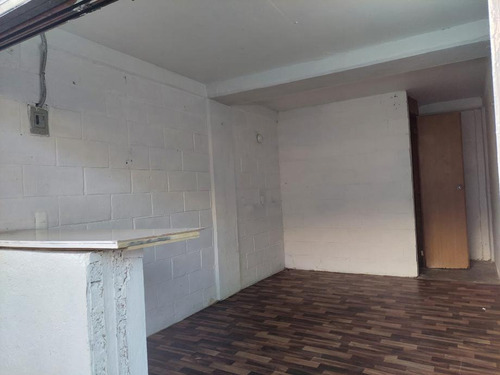 Local Comercial En La Colonia Obrera, Listo Para Ocuparse