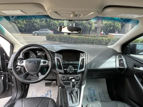 Ford Focus 2.0 Titanium
