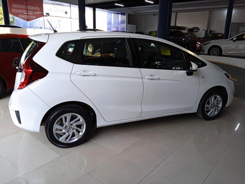 Imagen 6 de 15 de Honda Fit 2017